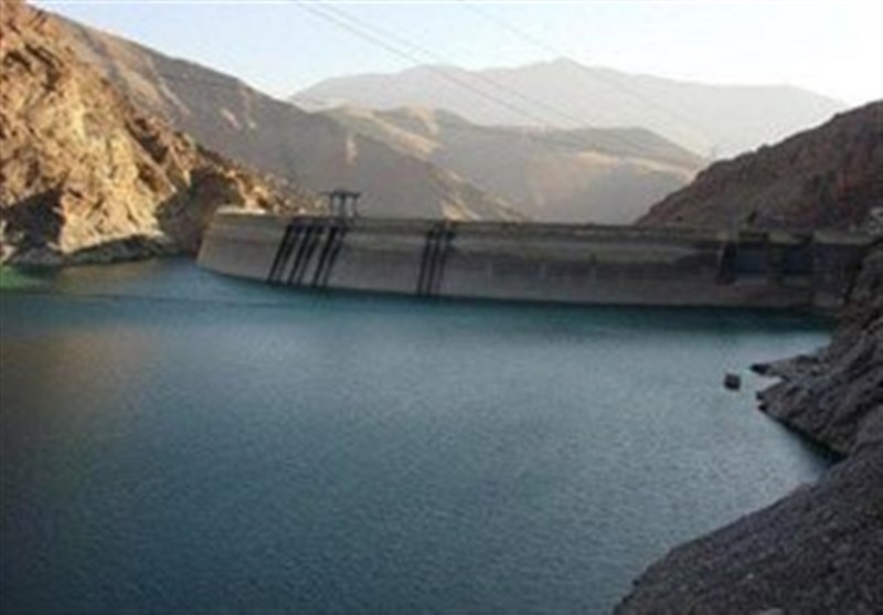 خراسان جنوبی|35 هکتار از زمین‌های پایین دست سد رزه برای اجرای شبکه انتقال آب آماده‌سازی شد
