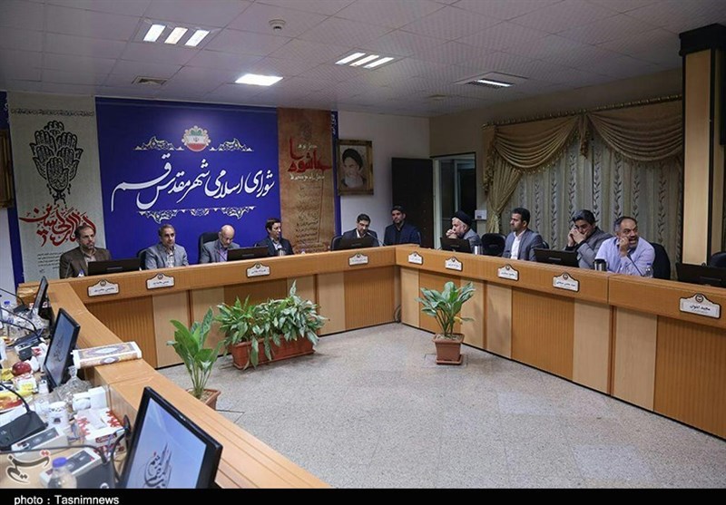 جلسه رسمی و علنی شورای شهر قم به روایت تصویر