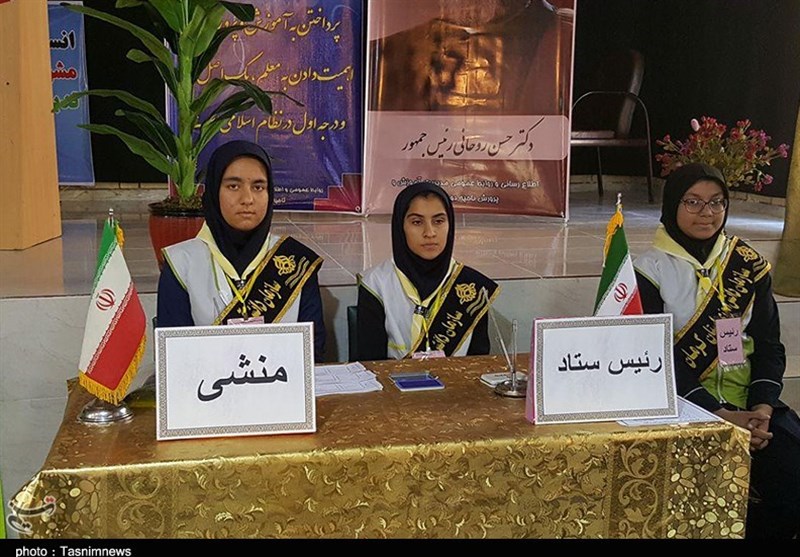 انتخابات شوراهای دانش‌آموزی مدارس استان کرمان برگزار شد+تصاویر