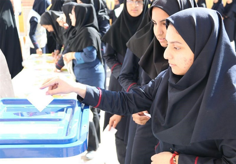 انتخابات شوراهای دانش آموزی در 6 هزار مدرسه فارس برگزار می‌شود