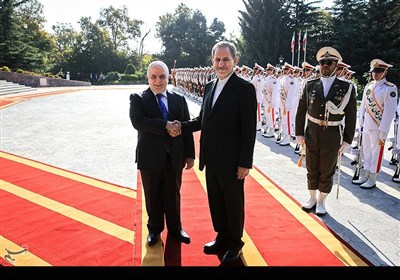 بالصور... مراسم الاستقبال الرسمیة لرئیس الوزراء العراقی حیدر العبادی