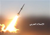 شلیک موشک بالستیک ارتش یمن به مرکز فرماندهی متجاوزان اماراتی