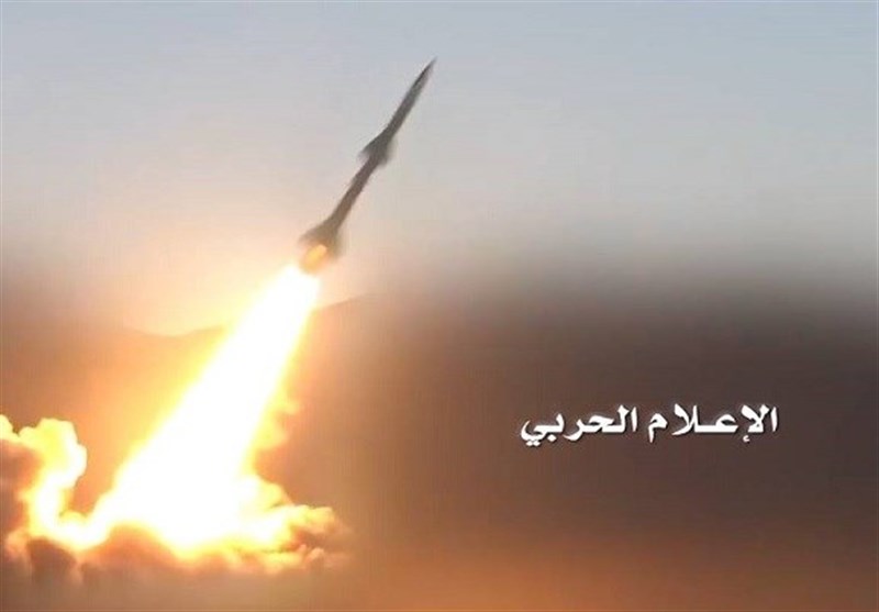 موشک بالستیک ارتش یمن پادگان نیروهای ویژه عربستان را به لرزه در آورد