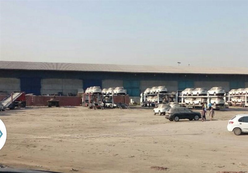 توضیح وزارت صنعت در خصوص خبر توقف 10 هزار خودرو در گمرک