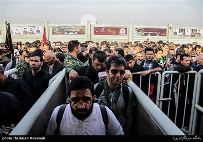 High Number of Iranian Pilgrims Enter Iraq ahead of Arbaeen