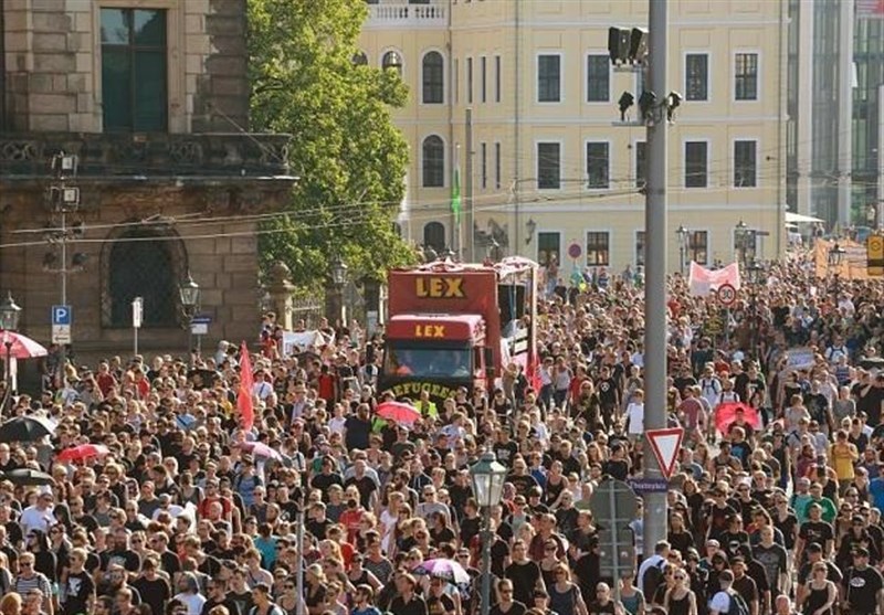 اعتراضات ضد نژادپرستی در شهر درسدن آلمان برگزار شد