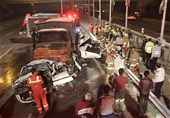 تصاویر/ متلاشی شدن پرشیا و سمند بر اثر تصادف با کامیون
