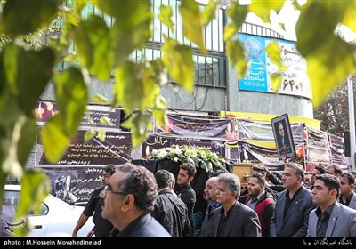 تعداد 28 انجمن تحت حمایت بنیاد قرار گرفت که 18 انجمن جزو بیماریهای نادر و 10 انجمن جزو بیماریهای صعب العلاج بودند.