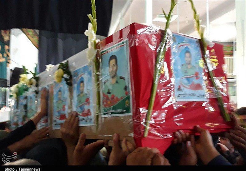 پیکر مطهر شهید مدافع وطن در بیرجند تشییع شد+ تصاویر