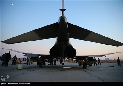 Iranian Fighter Jets Conduct Overnight Drills
