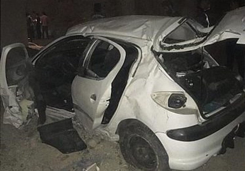سقوط آزاد پژو 206 در بزرگراه همت با 4 مصدوم + تصاویر