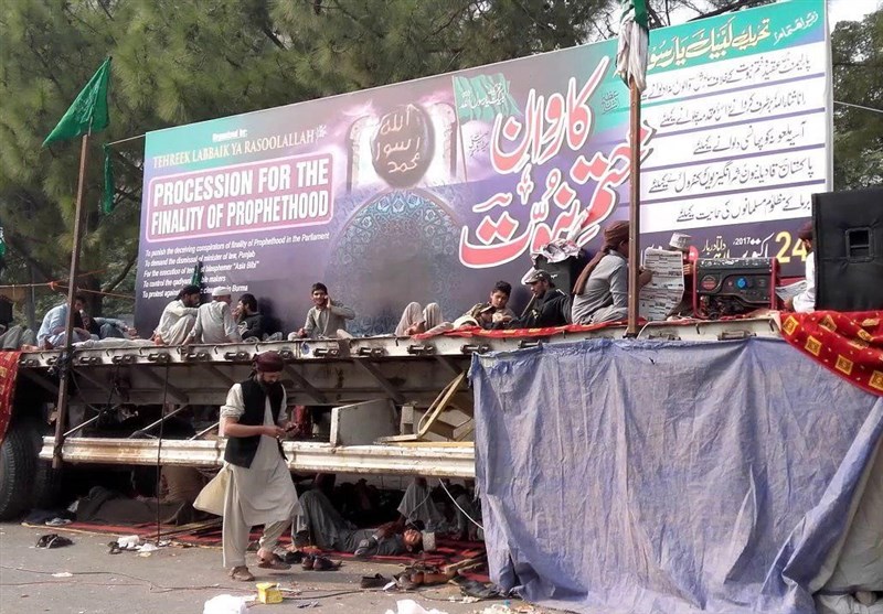 تحریک لبیک یا رسول اللہ کے تحت اسلام آباد میں پانچ روز سے دھرنا جاری + ویڈیو