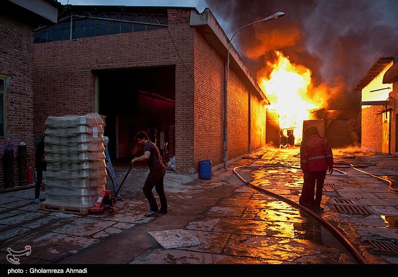 آذربایجان شرقی| تلف شدن 20 رأس دام سنگین در آتش‌سوزی در شهرستان میانه