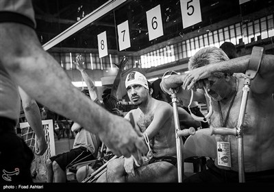 در حاشیه مسابقات قهرمانی شنا معلولین و جانبازان کشور