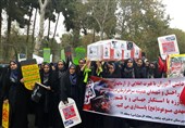 Iranian Students Hold Mock Funeral for Trump (+Photos)