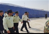 Iran Quake: Extra Cops Stay in Disaster Area
