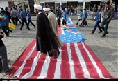 روز ملی استکبارستیزی|ملت ایران با حضور گسترده در 13 آبان ابهت پوشالی آمریکا را در هم می‌شکنند