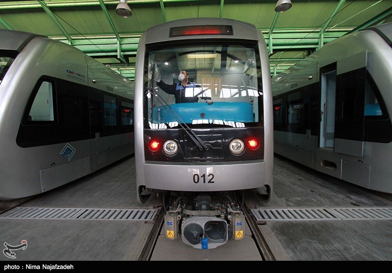 70 درصد از واگن‌های مترو تهران همچان در گمرک است