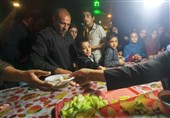 موکب سیدالشهداء در امامزاده باقر (ع) روزانه از 5000 زائر اربعین پذیرایی می‌کند
