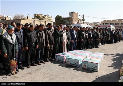 تشییع سه شهید تازه تفحص شده نیروی انتظامی در شهرکرد