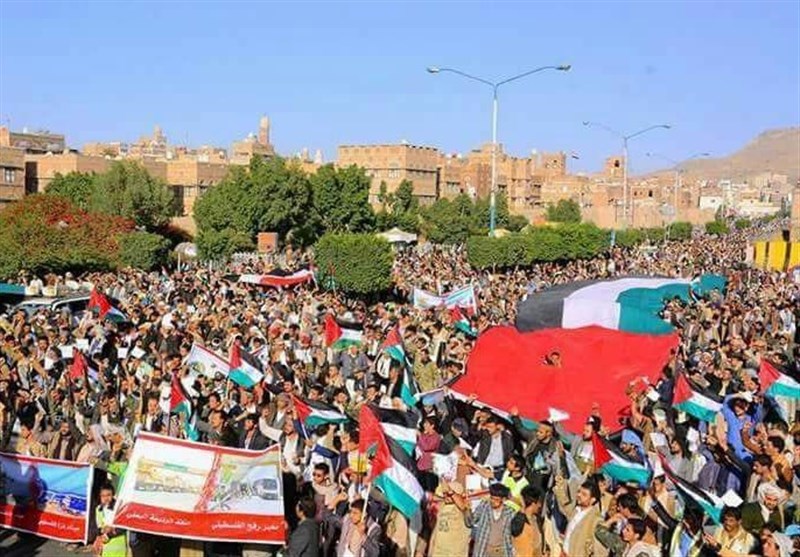 صنعا؛ یمنی عوام کا فلسطینی عوام کی حمایت میں عظیم الشان ریلی + تصاویر