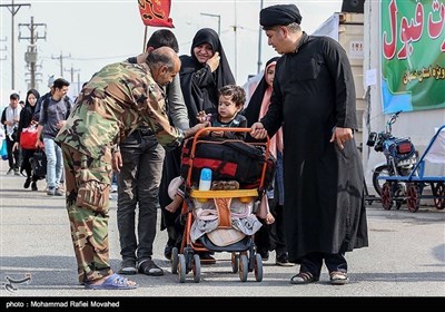 اربعین حسینی مارچ کے دوران بچوں سے لی گئی تصاویر