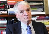 استاد دانشگاه آمریکا: واشنگتن قصدی برای خروج از افغانستان ندارد