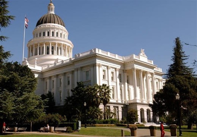 یک سناتور دیگر از کالیفرنیا به آزار جنسی متهم شد