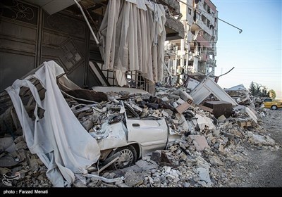 Strong Quake Leaves Massive Damages, Casualties in Iran&apos;s Western City