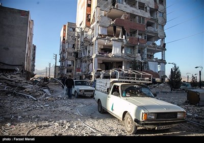 Strong Quake Leaves Massive Damages, Casualties in Iran&apos;s Western City