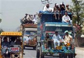 مهاجرین افغانستانی حاضر به ترک خاک پاکستان در مهلت مقرر نشدند