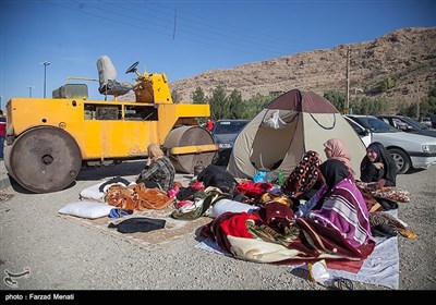 امداد رسانی به مصدومان زلزله در سرپل‌ذهاب