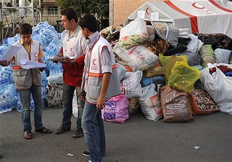 پایگاه‌های جمع‌آوری کمک‌ به زلزله‌زدگان کرمانشاه در خرم‌آباد راه‌اندازی شد