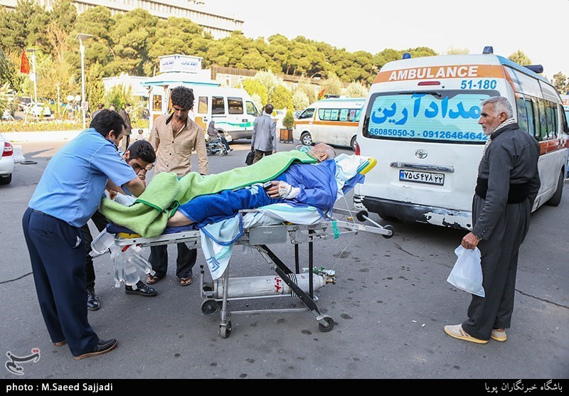 زلزله کرمانشاه| اعزام تیم‌های پزشکی دانشگاه آزاد به مناطق زلزله‌زده