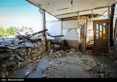 Many Villagers Left with Nothing after Earthquake in West Iran