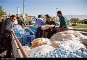 20 هزار قرص نان از اصفهان به مناطق زلزله‌زده کرمانشاه ارسال شد