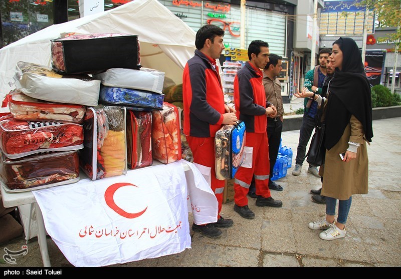 خوزستانی‌ها روزانه ‌نیاز زلزله‌زدگان را تأمین می‌کنند
