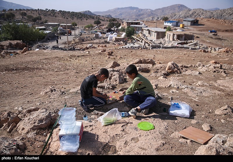 دانشجویان جهادگر کهگیلویه و بویراحمد به مناطق زلزله‌زده اعزام شدند