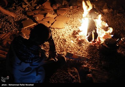 Left Homeless by Quake, People Look For Warm Shelter in West Iran