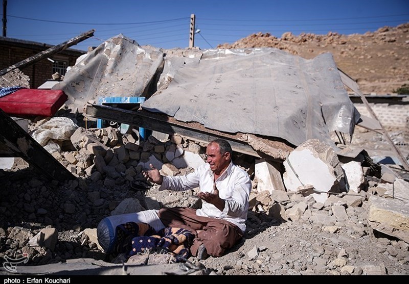 قرائت گزارش کمیسیون اصل نود درباره زلزله کرمانشاه در مجلس