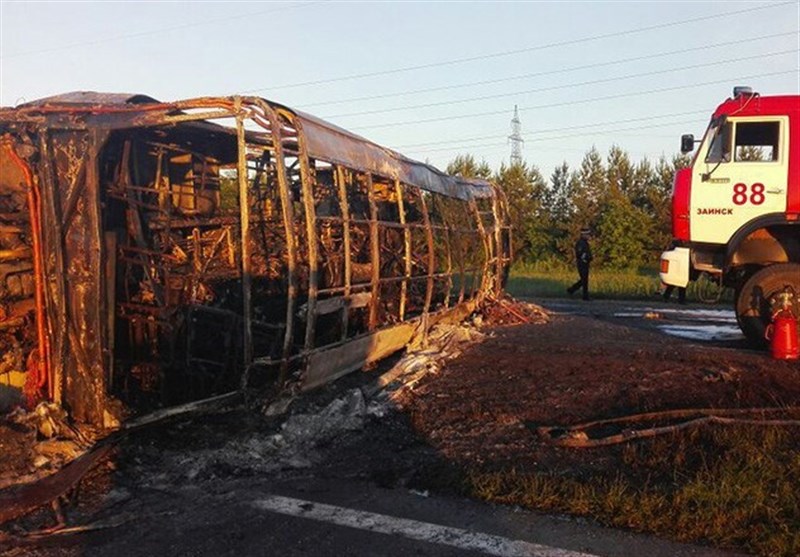 تصادف اتوبوس با کامیون 15 کشته در پی داشت