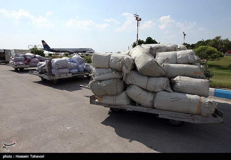 کمک 7 میلیارد ریالی مردم آران و بیدگل برای زلزله‌زدگان استان کرمانشاه ارسال شد