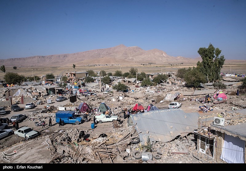 52 تیم دامپزشکی در حال پاکسازی و دفن لاشه‌های دامی در مناطق زلزله‌زده هستند
