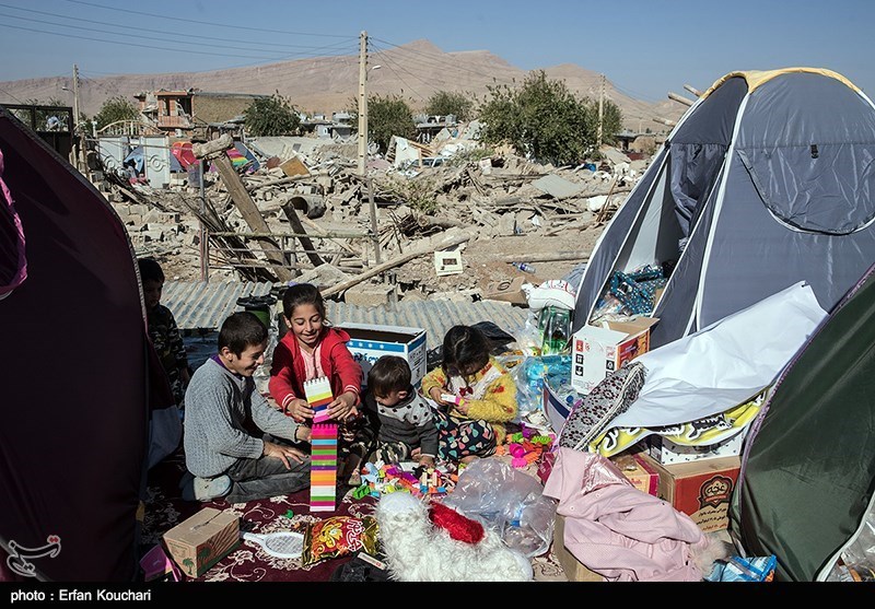 150 پایگاه هلال احمر کمک‌های مردمی در استان کرمان را برای زلزله‌زدگان جمع‌آوری می‌‌کند