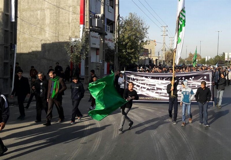 پیاده‌روی جاماندگان ارض طوس در دیار 15 خرداد به روایت تصویر