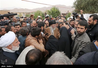 بازدید رهبر معظم انقلاب از مناطق زلزله‌زده غرب کشور