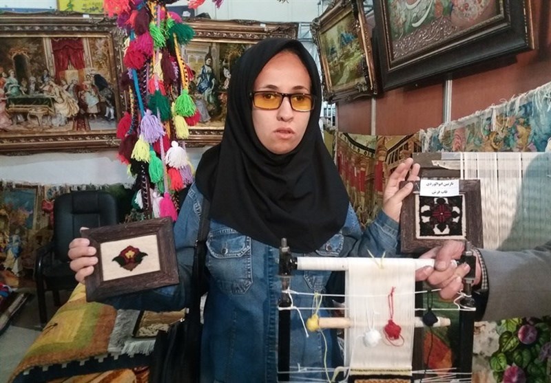 دختر نابینا و ناشنوایی شیرازی 4 فرش را به تنهایی بافت