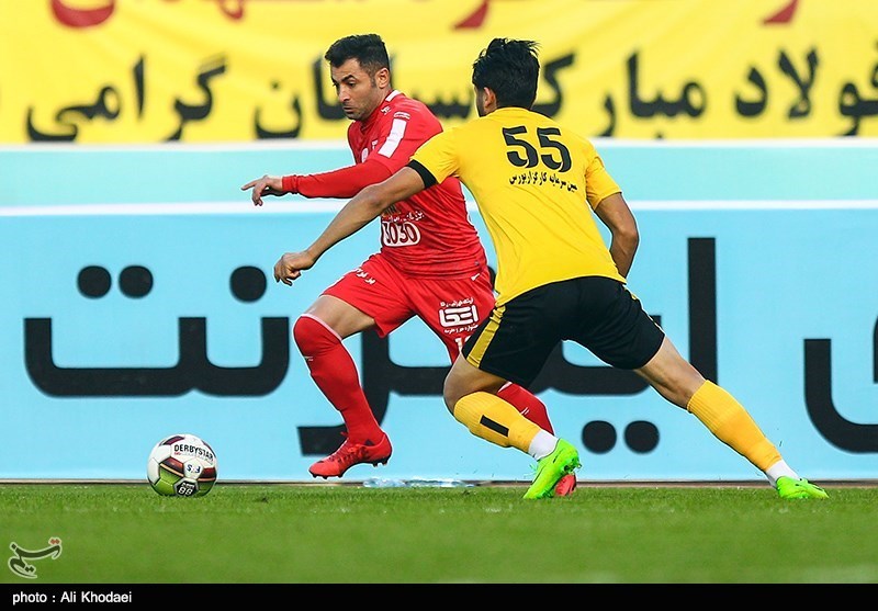لیگ برتر فوتبال| برتری تراکتورسازی مقابل سپاهان در نیمه نخست