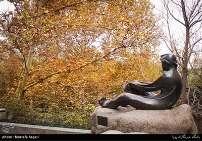 تہران میں موسم خزاں کی آمد