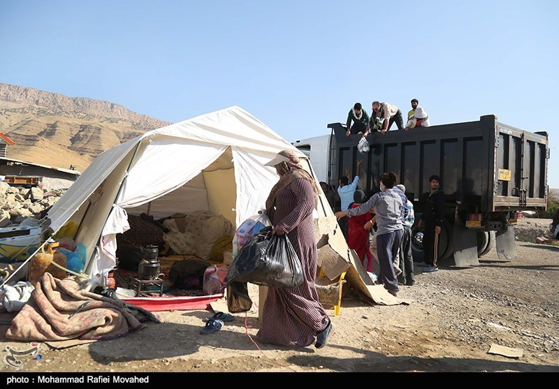 چهارمین محموله کمک‌های غیرنقدی اهر به مناطق زلزله‌زده کرمانشاه ارسال شد